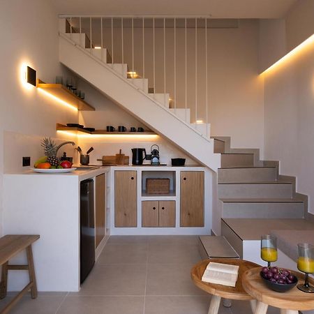 Sugarwhite Suites With Private Not Heated Pool Emporio  エクステリア 写真