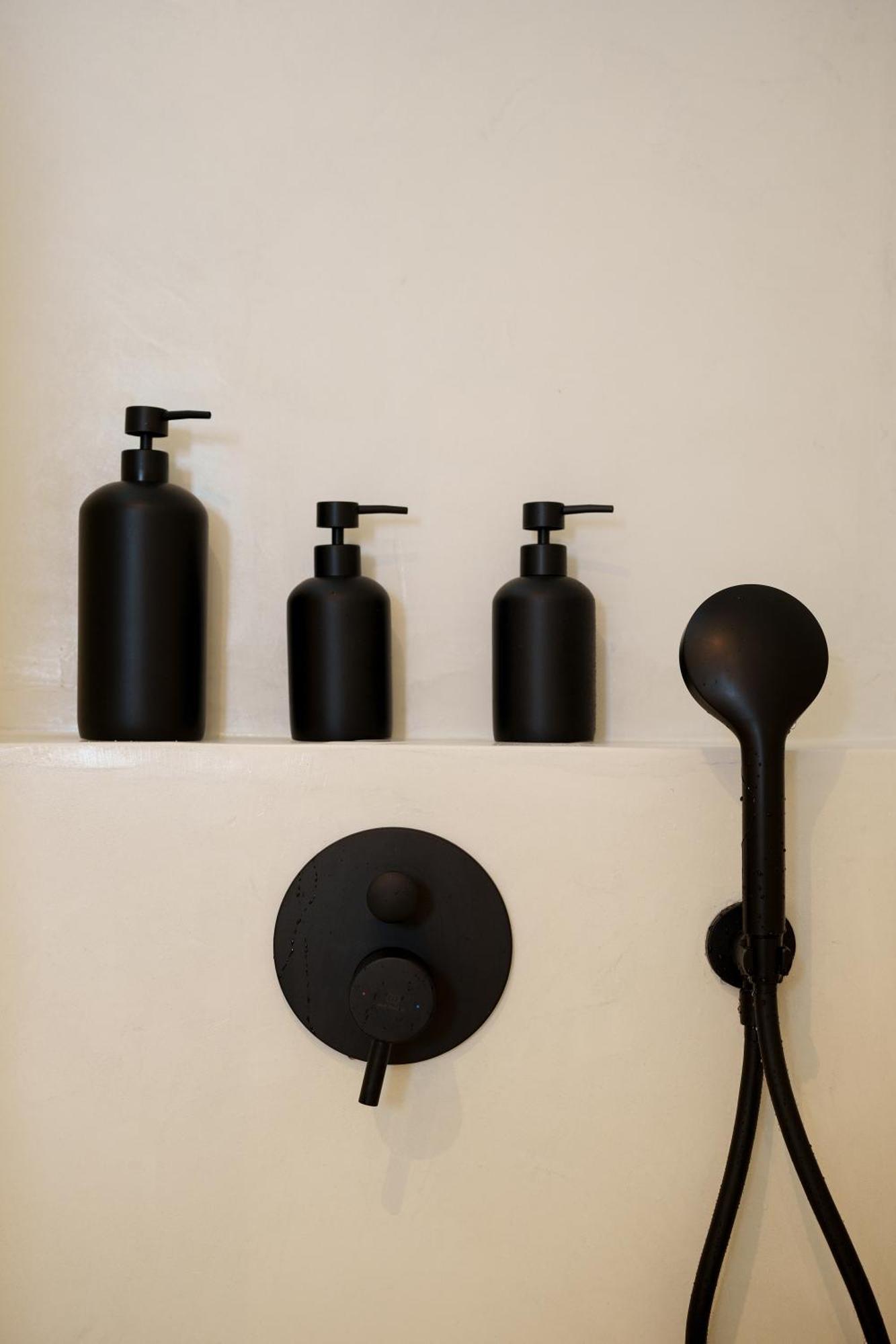 Sugarwhite Suites With Private Not Heated Pool Emporio  エクステリア 写真