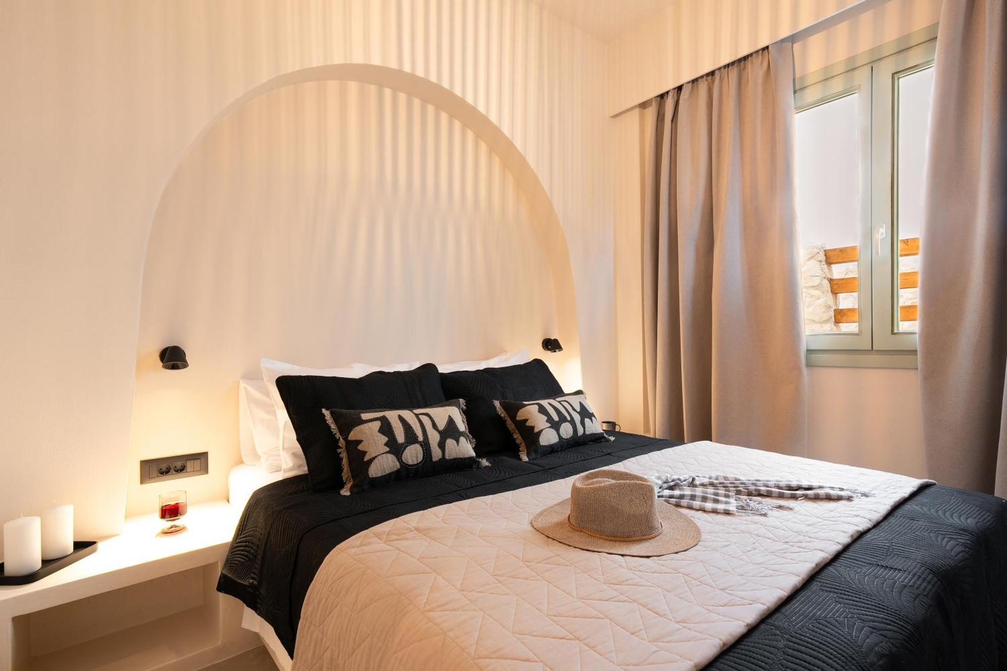 Sugarwhite Suites With Private Not Heated Pool Emporio  エクステリア 写真