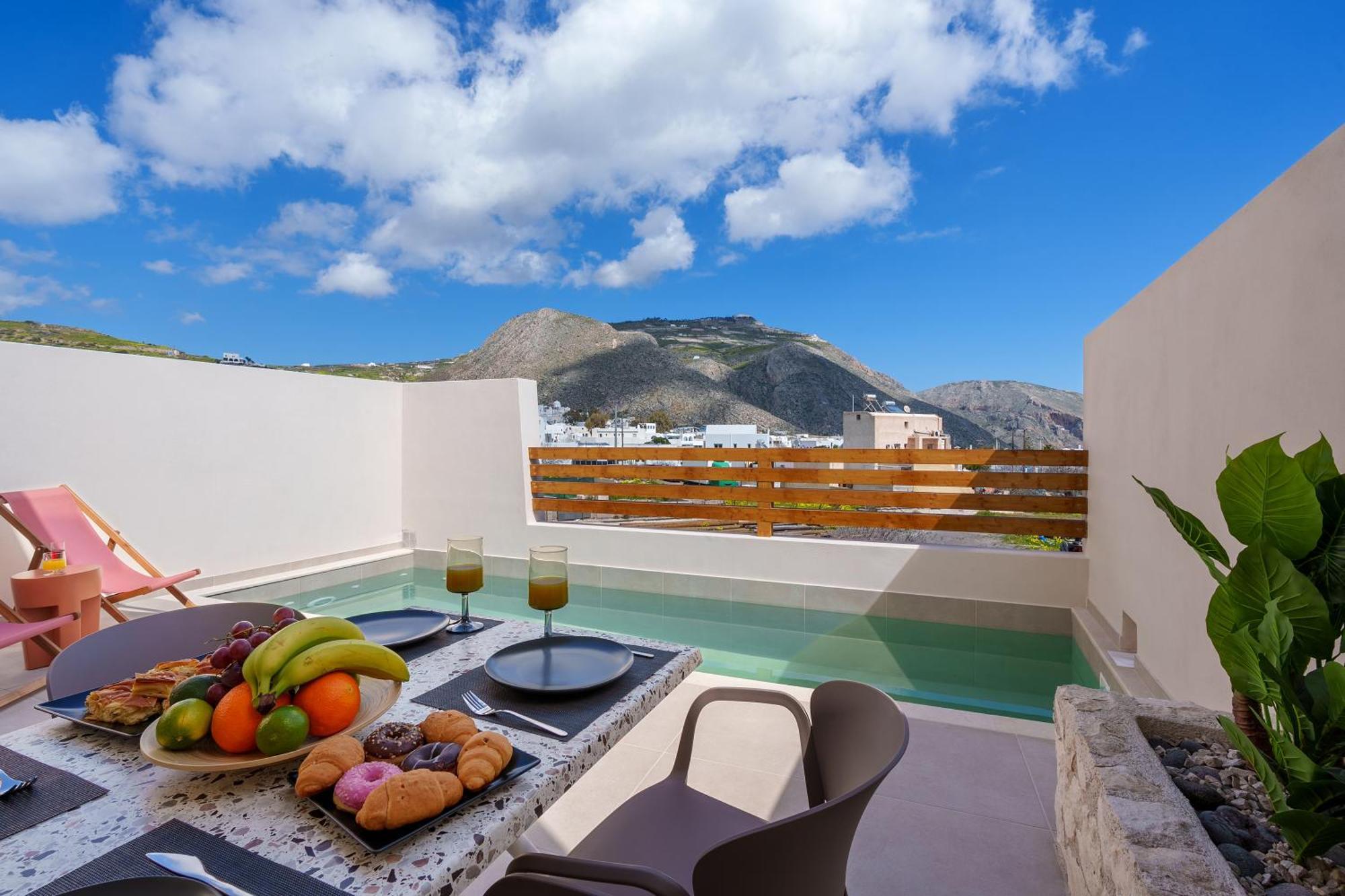 Sugarwhite Suites With Private Not Heated Pool Emporio  エクステリア 写真