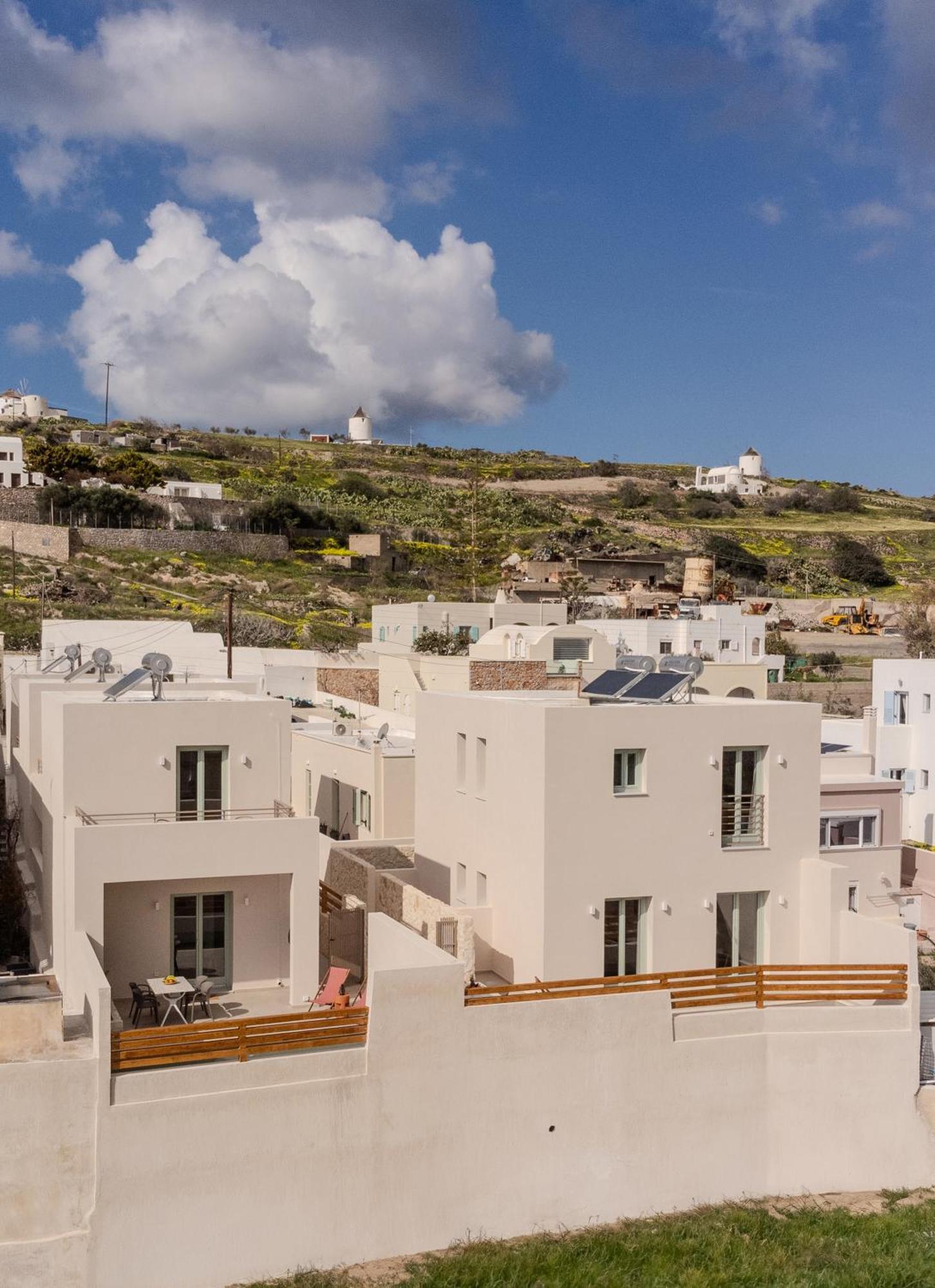 Sugarwhite Suites With Private Not Heated Pool Emporio  エクステリア 写真